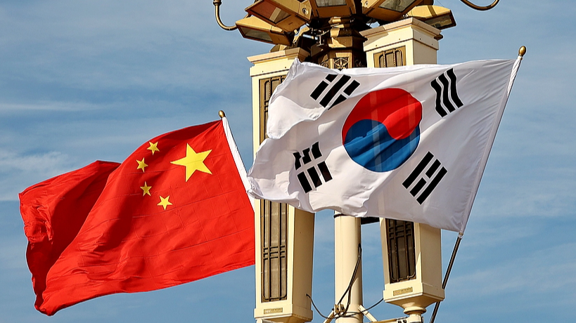 Chinese premier meets with ROK president