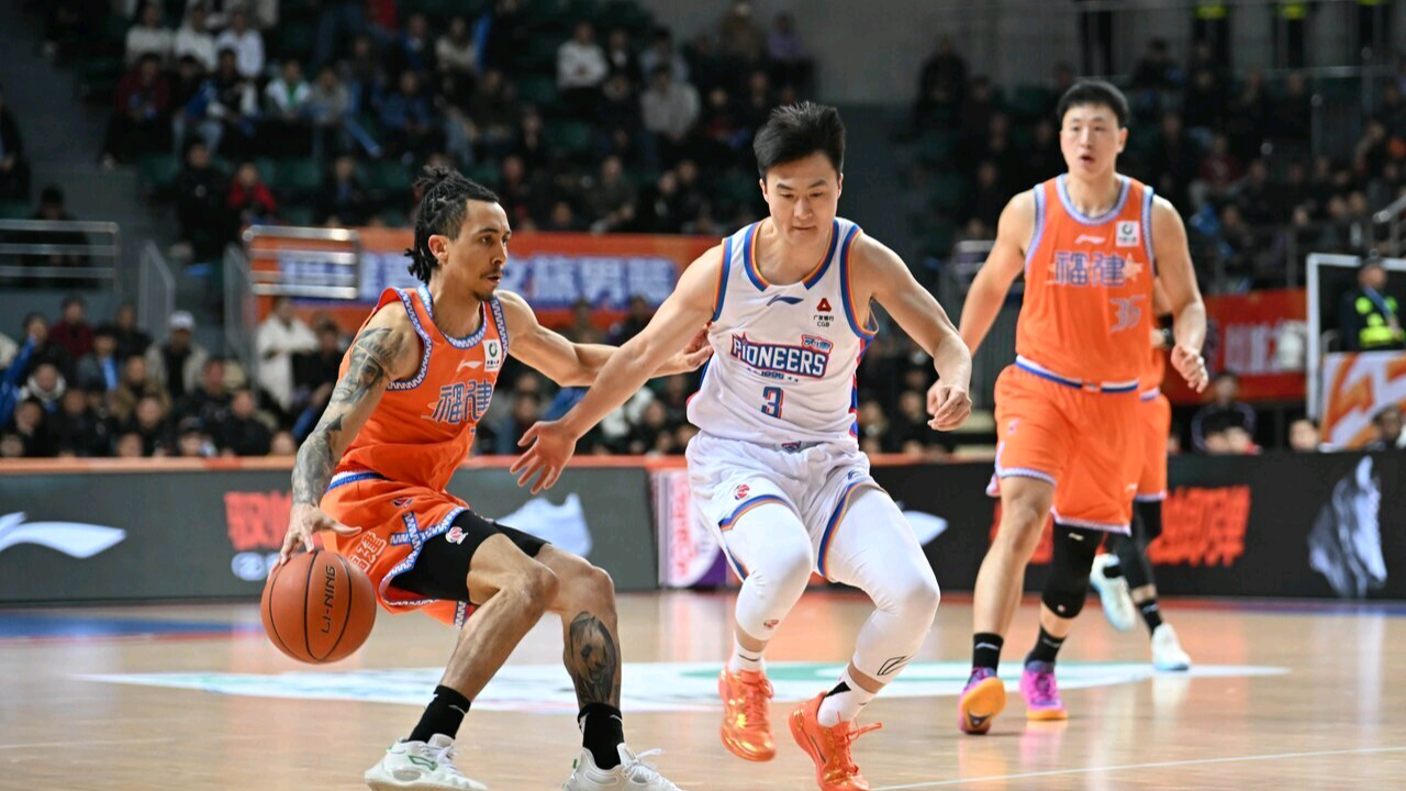 Fujian Sturgeons drop Tianjin Pioneers with 20+points from 3 players