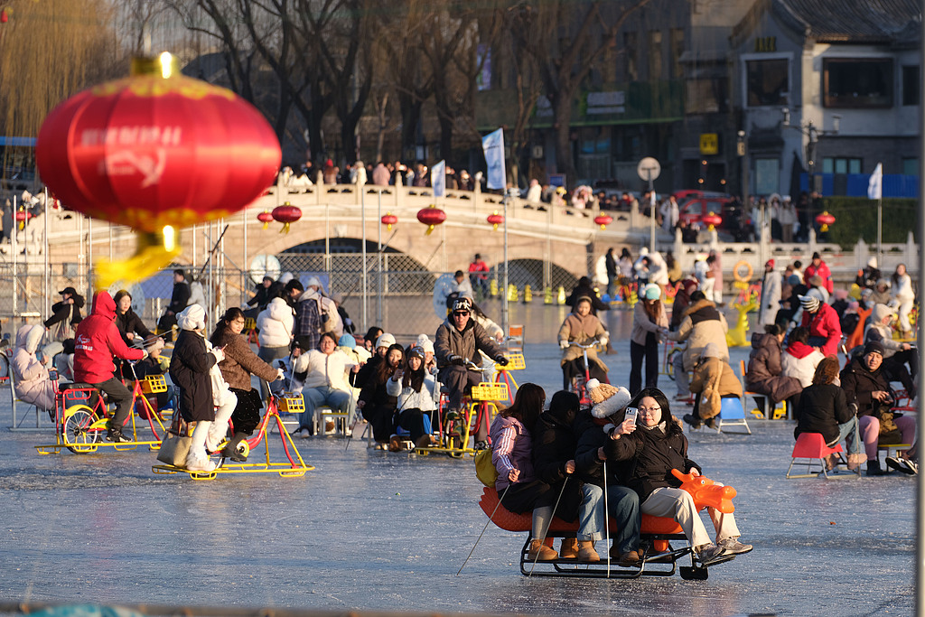 Beijing's Shichahai ice rink, seen on January 12, 2026. /VCG