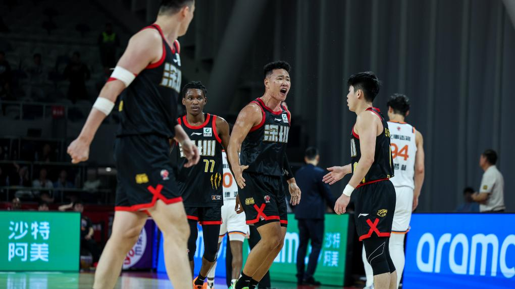 Shenzhen Leopards end Shanghai Sharks' 9-game winning streak at home