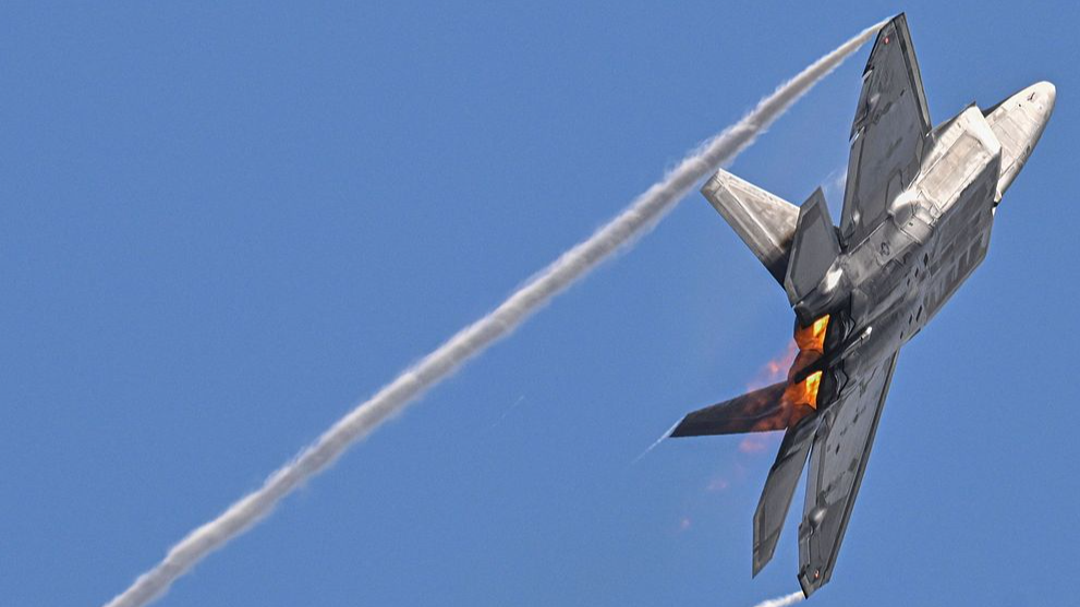 A U.S. Air Force F22-Raptor takes off from Jose Aponte de la Torre Airport, formerly known as Roosevelt Roads Naval Station, in Ceiba, Puerto Rico, on January 4, 2026. /VCG