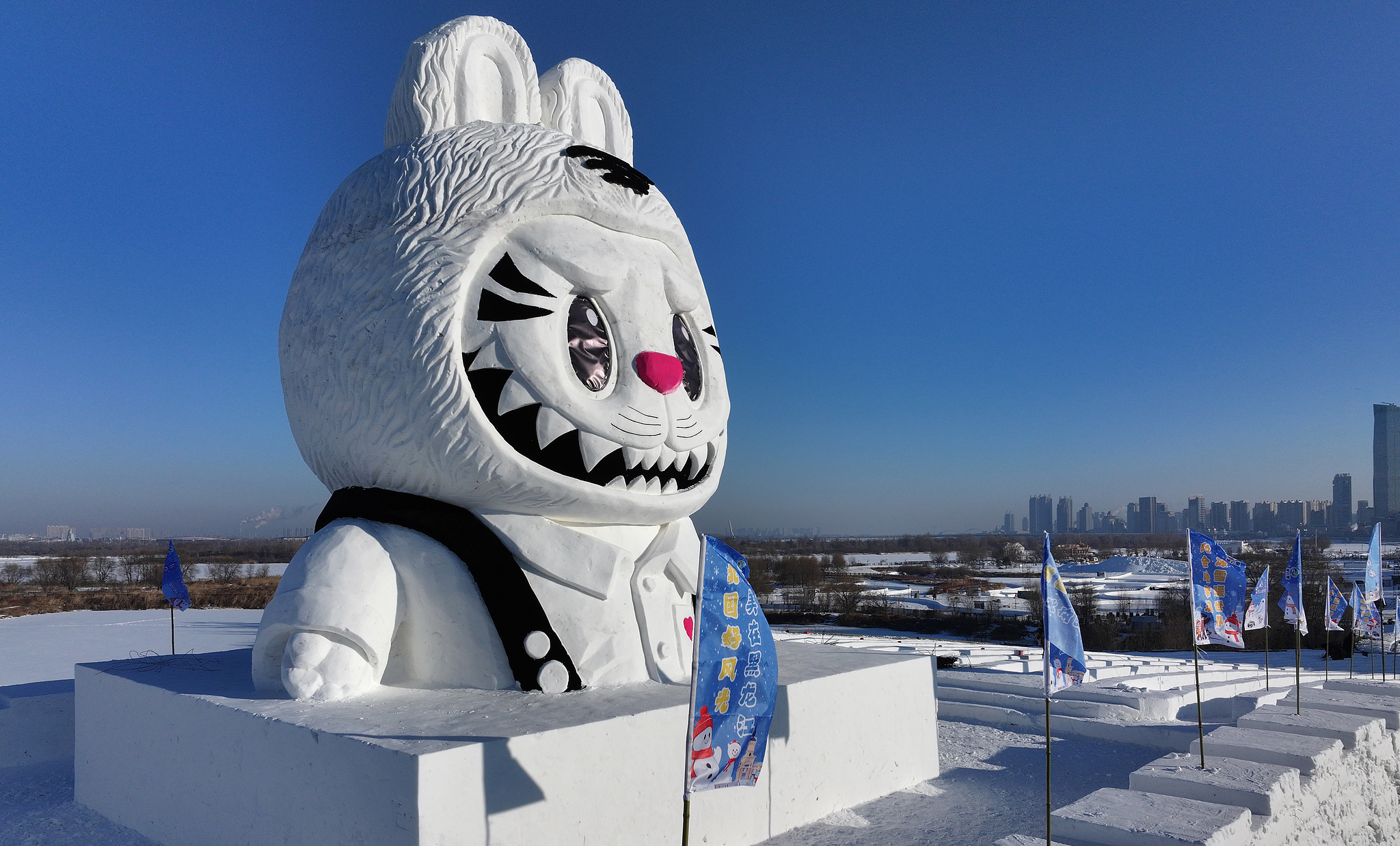 A snow sculpture of Labubu is seen at Harbin Music Park in Heilongjiang Province on January 17, 2026. /VCG