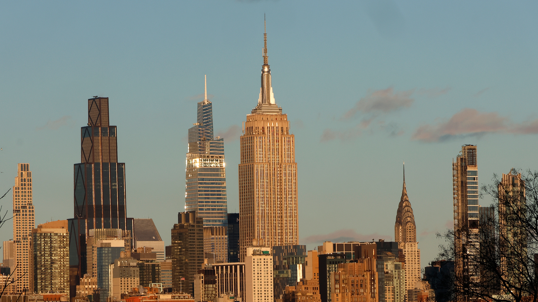 Uncertainty over next Fed chair weighs on US stocks and bonds