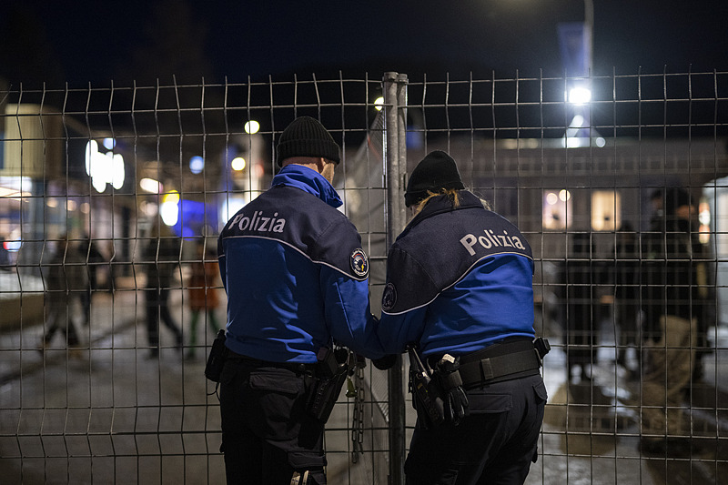 Police closes off the Congress Centre prior the 56th annual meeting of the World Economic Forum, WEF, in Davos, Switzerland, January 18, 2026. /CFP