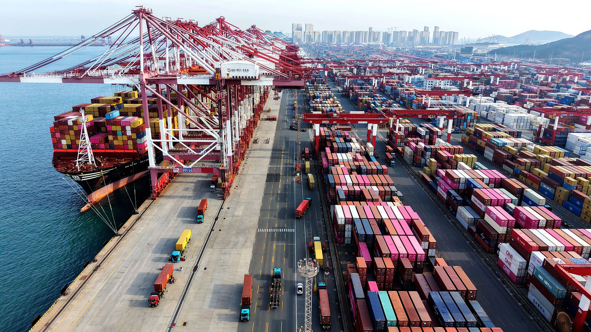 CGTN poll: China a pillar of certainty amid global uncertainty