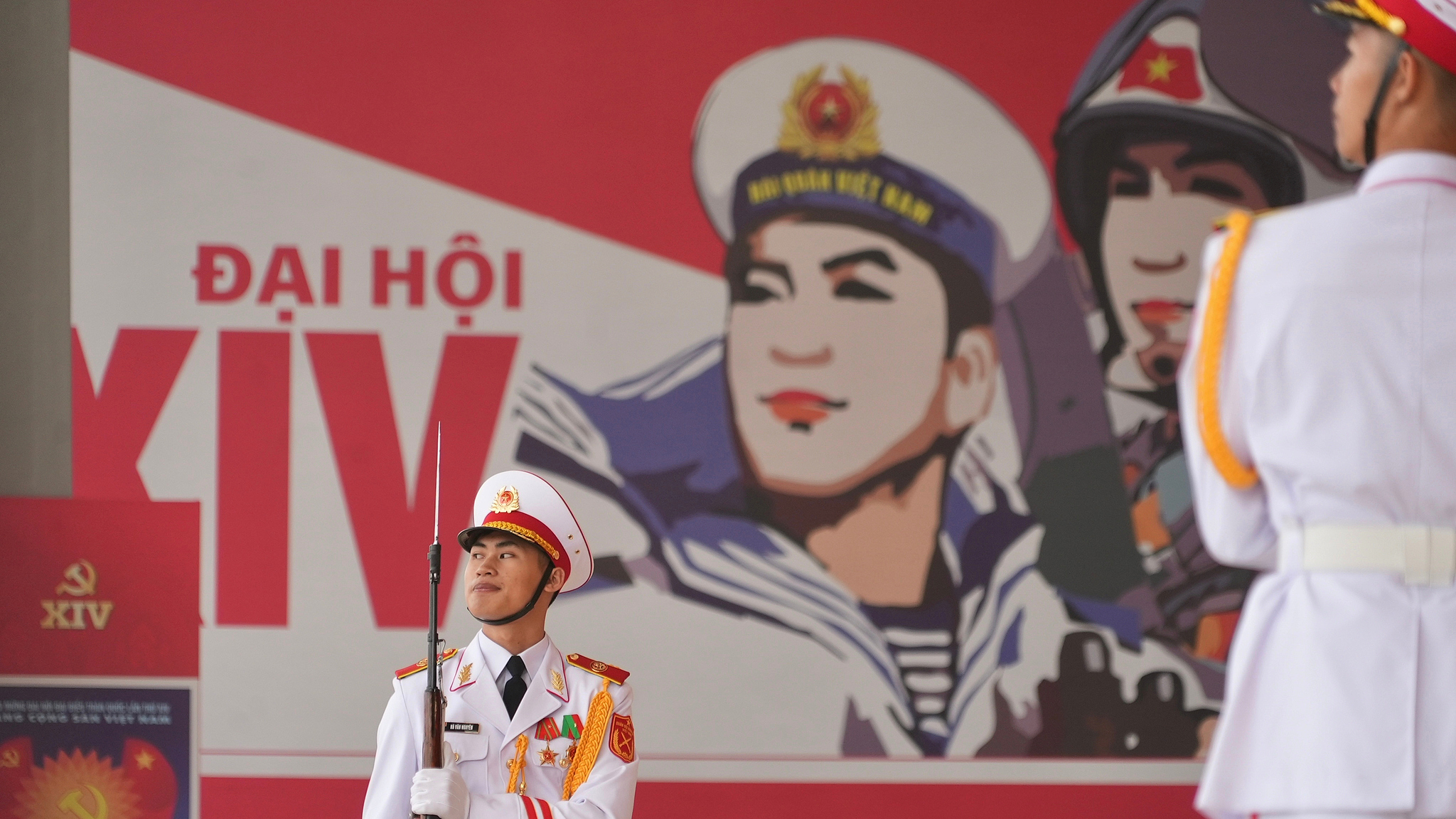 Honor guards salute the arrival of delegation at the National Convention Center for the week-long Congress of the Communist Party of Vietnam in Hanoi, Vietnam, January 19, 2026. /VCG