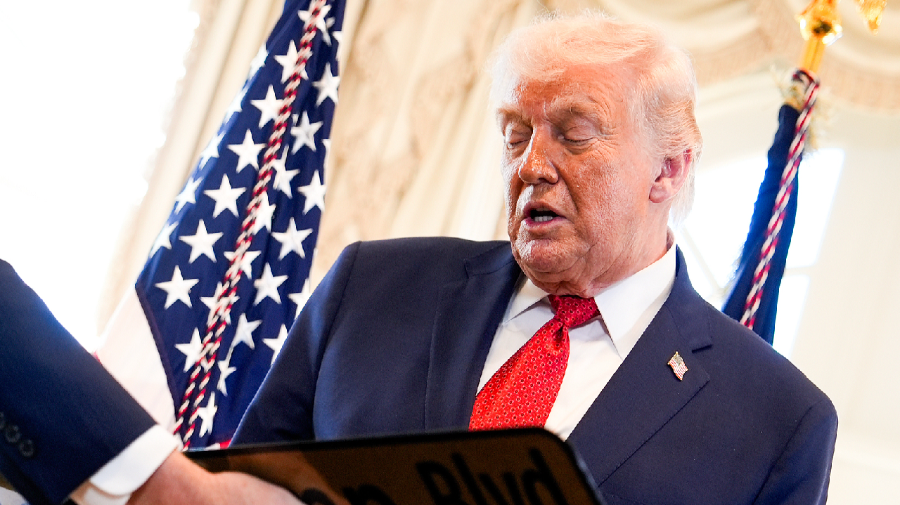 Trump ties Greenland claim to Nobel prize in letter