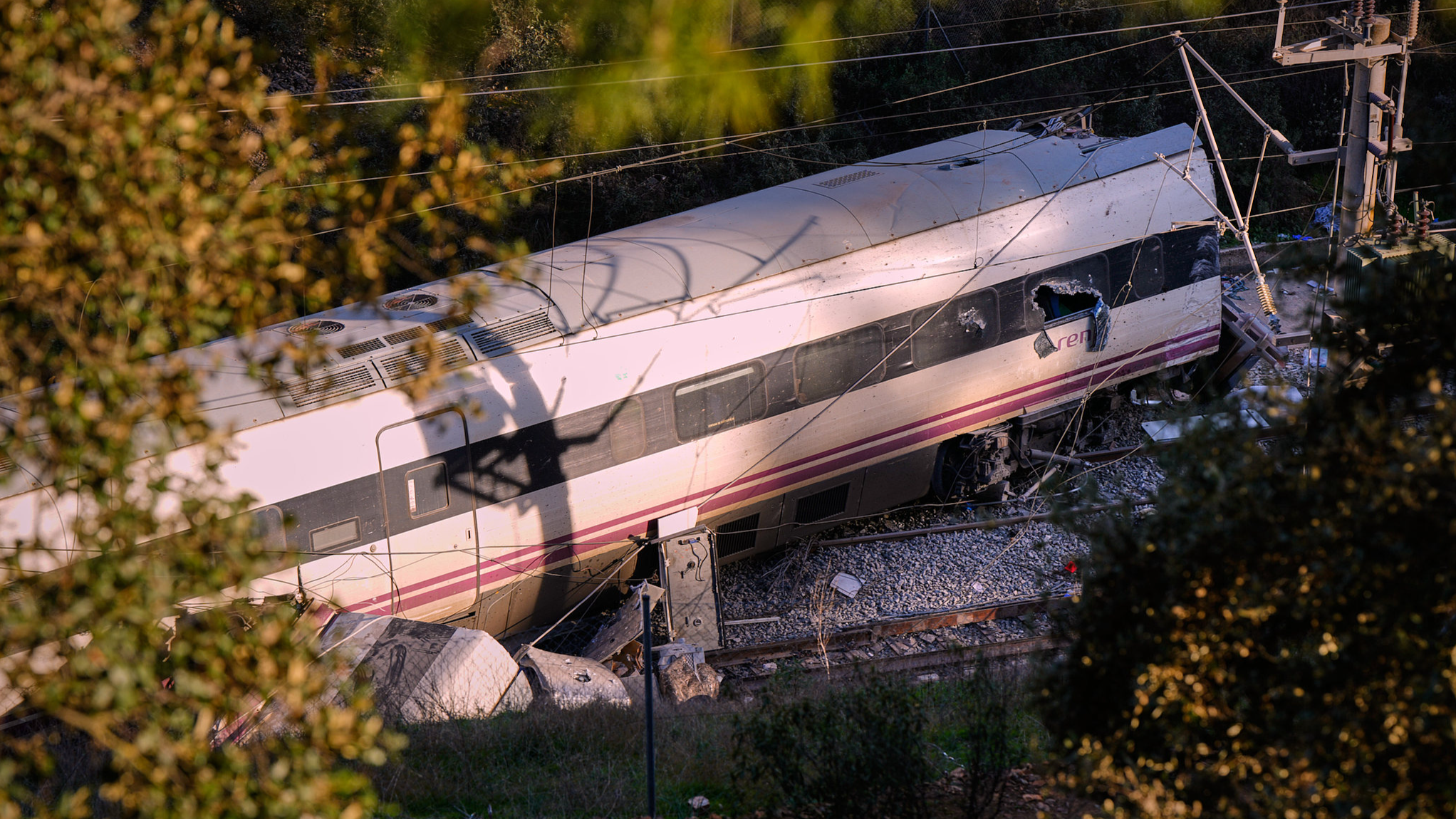 Part of a wrecked train is photographed at the site of a train collision in Adamuz, southern Spain, January 19, 2026. /VCG
