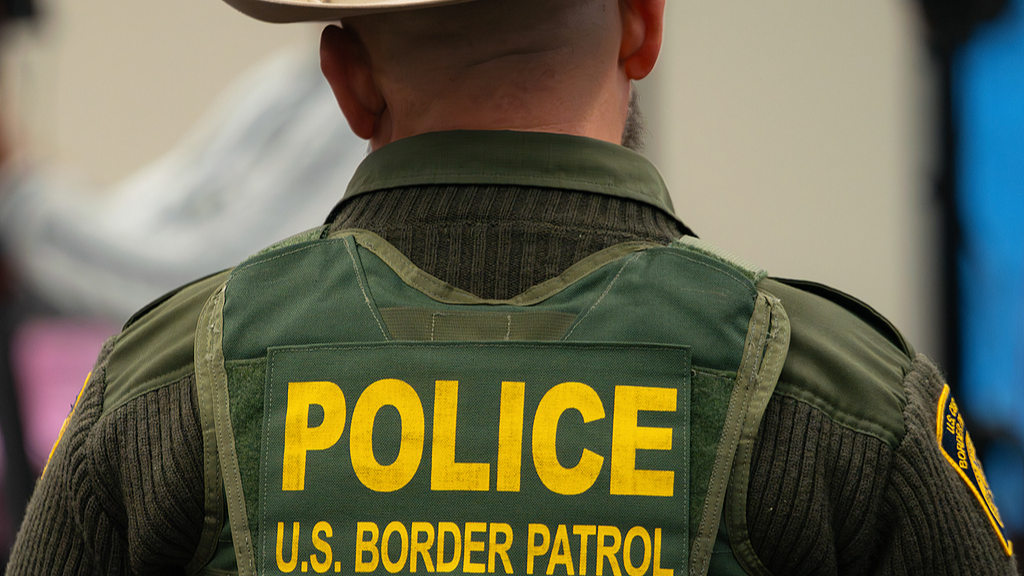 U.S. Border Patrol officials speak with the media ahead of a news conference at the Henry Whipple Federal Building in St. Paul, Minnesota, January 20th, 2026./VCG