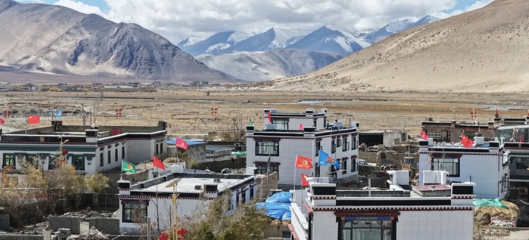 A photo shows Jidui Village in Xigaze, Xizang, after its reconstruction. /CMG