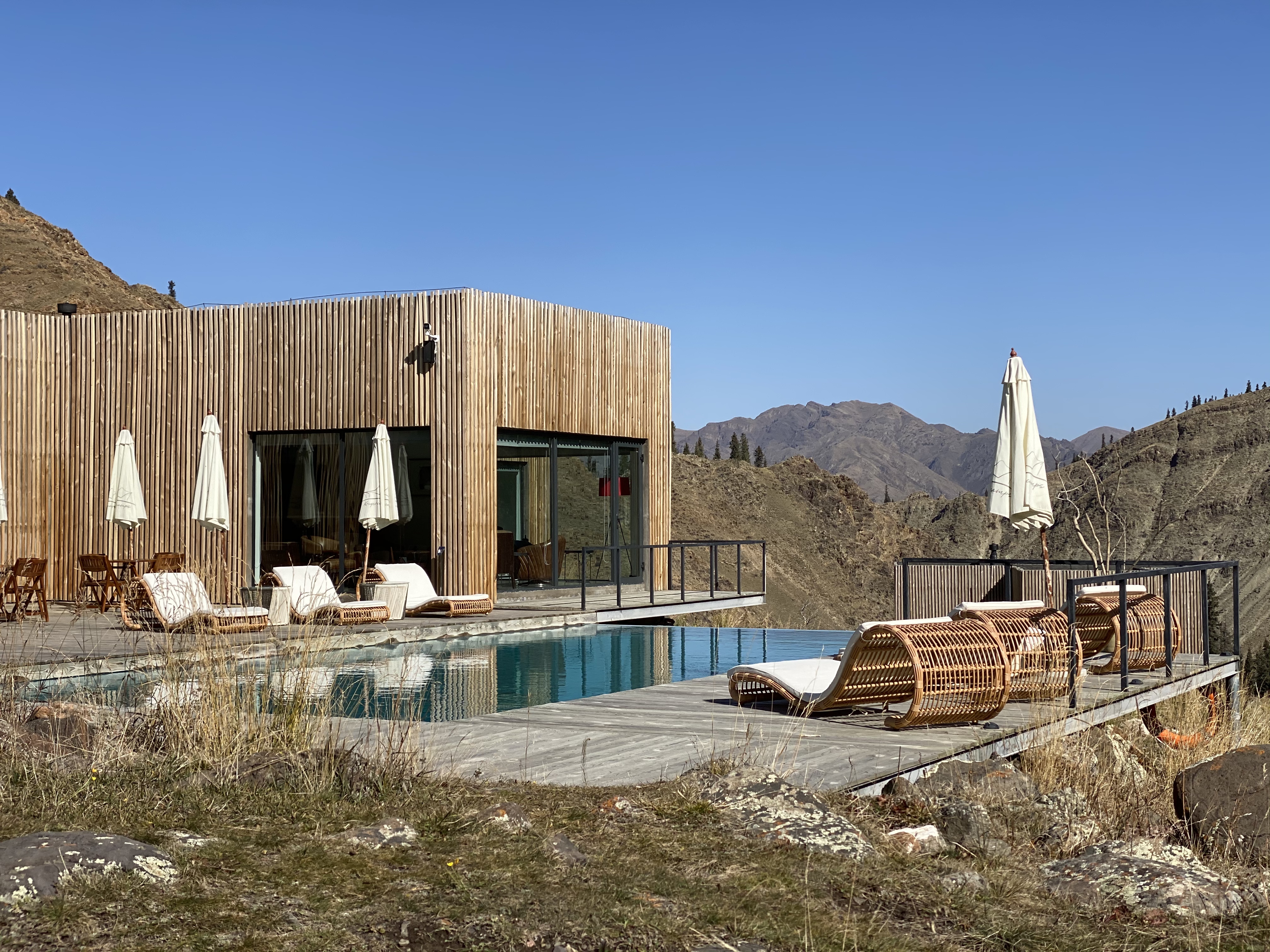 Immersed in mountains and mist, breathe in the raw essence of the earth from the sanctuary of a wild luxury camp. /CGTN