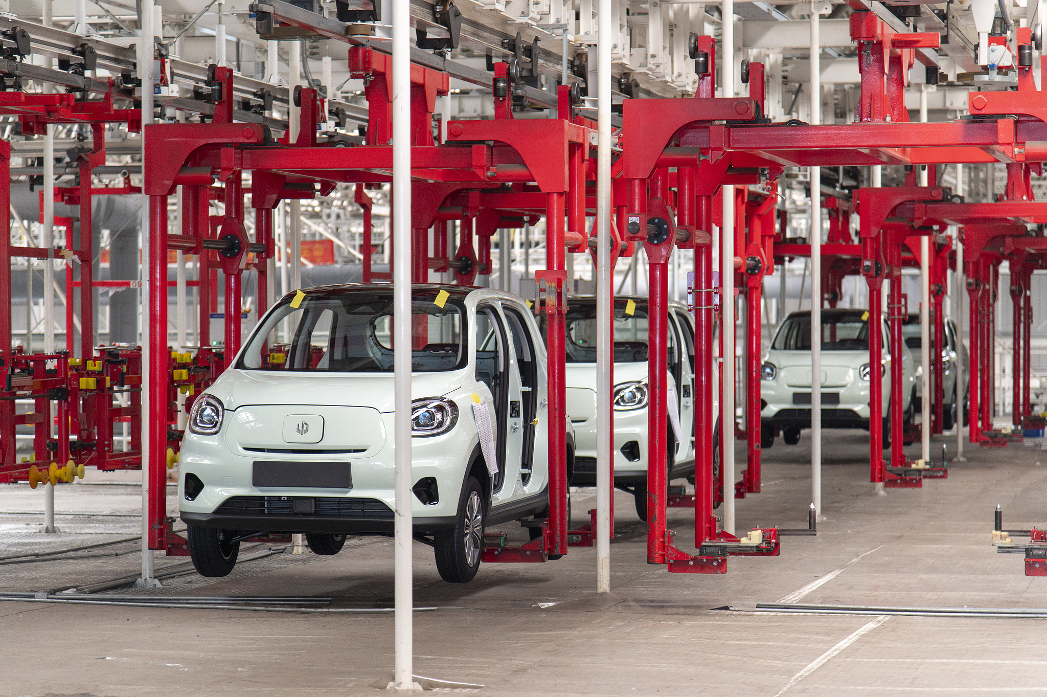 Assembly line of a new energy vehicle manufacturer, Jan. 13, 2026. /VCG