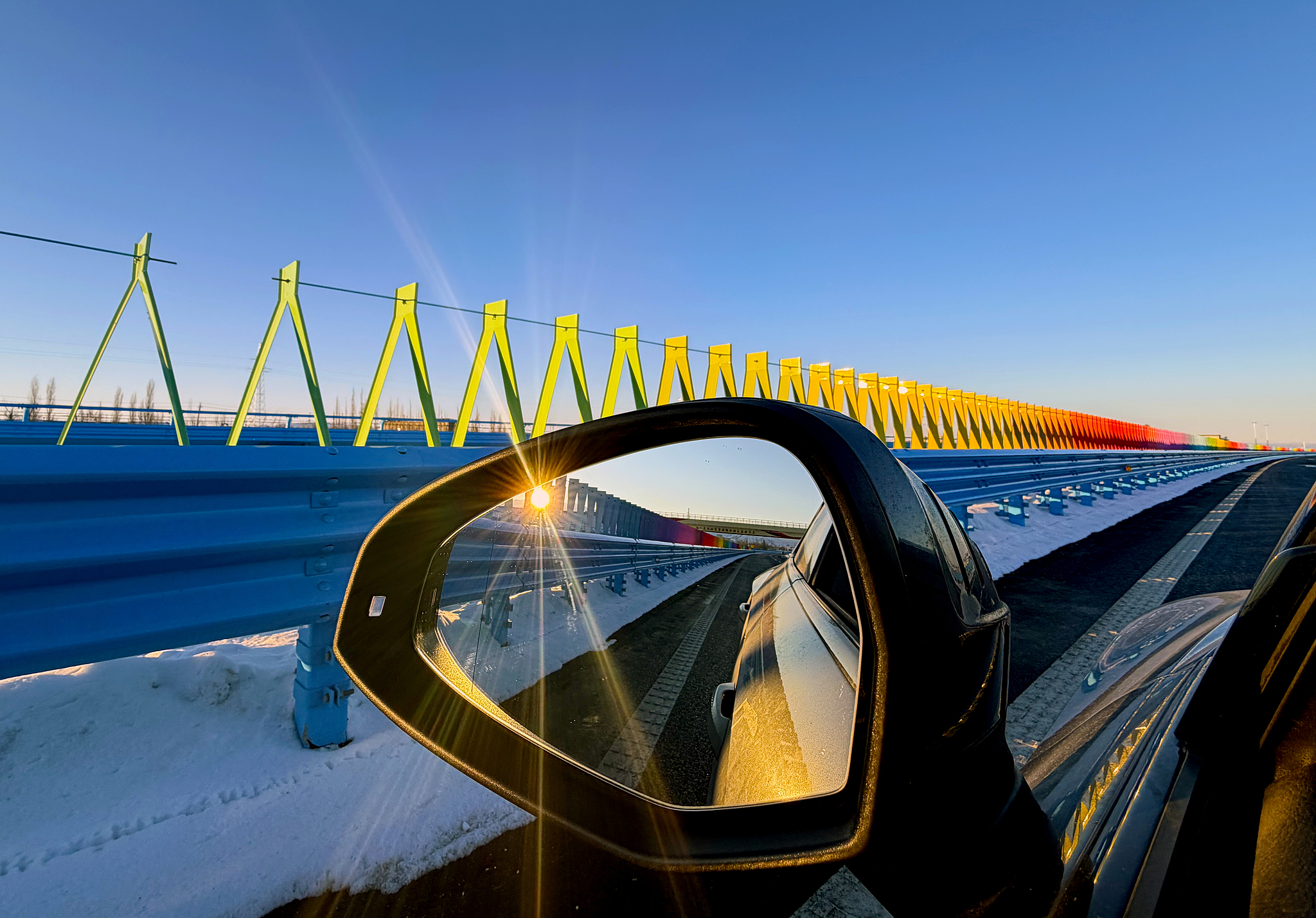 Through ice and peaks: Urumqi–Yuli Expressway breaks Tianshan barrier