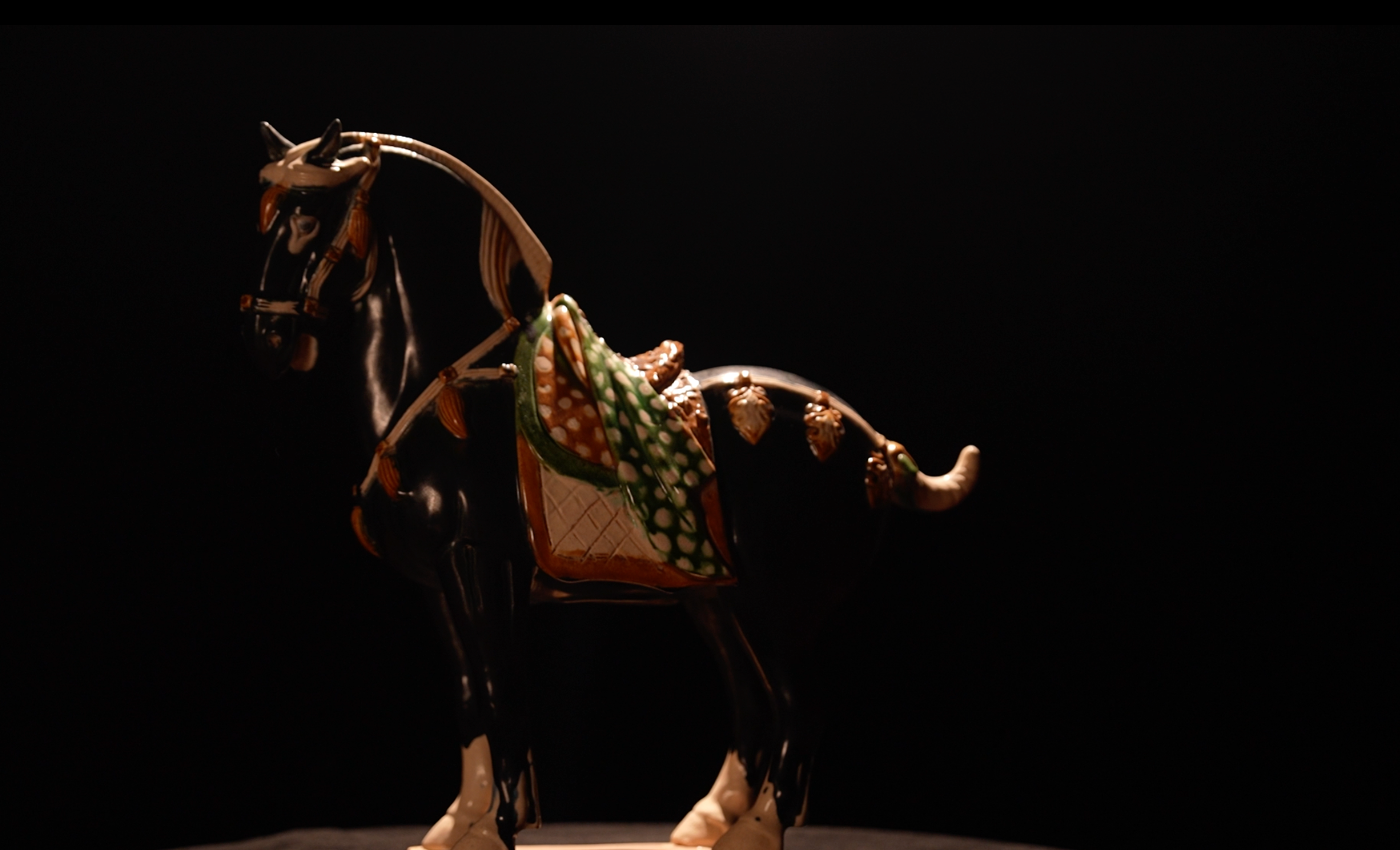 Tang Sancai pottery in Gao Shuiwang's collection. /CGTN