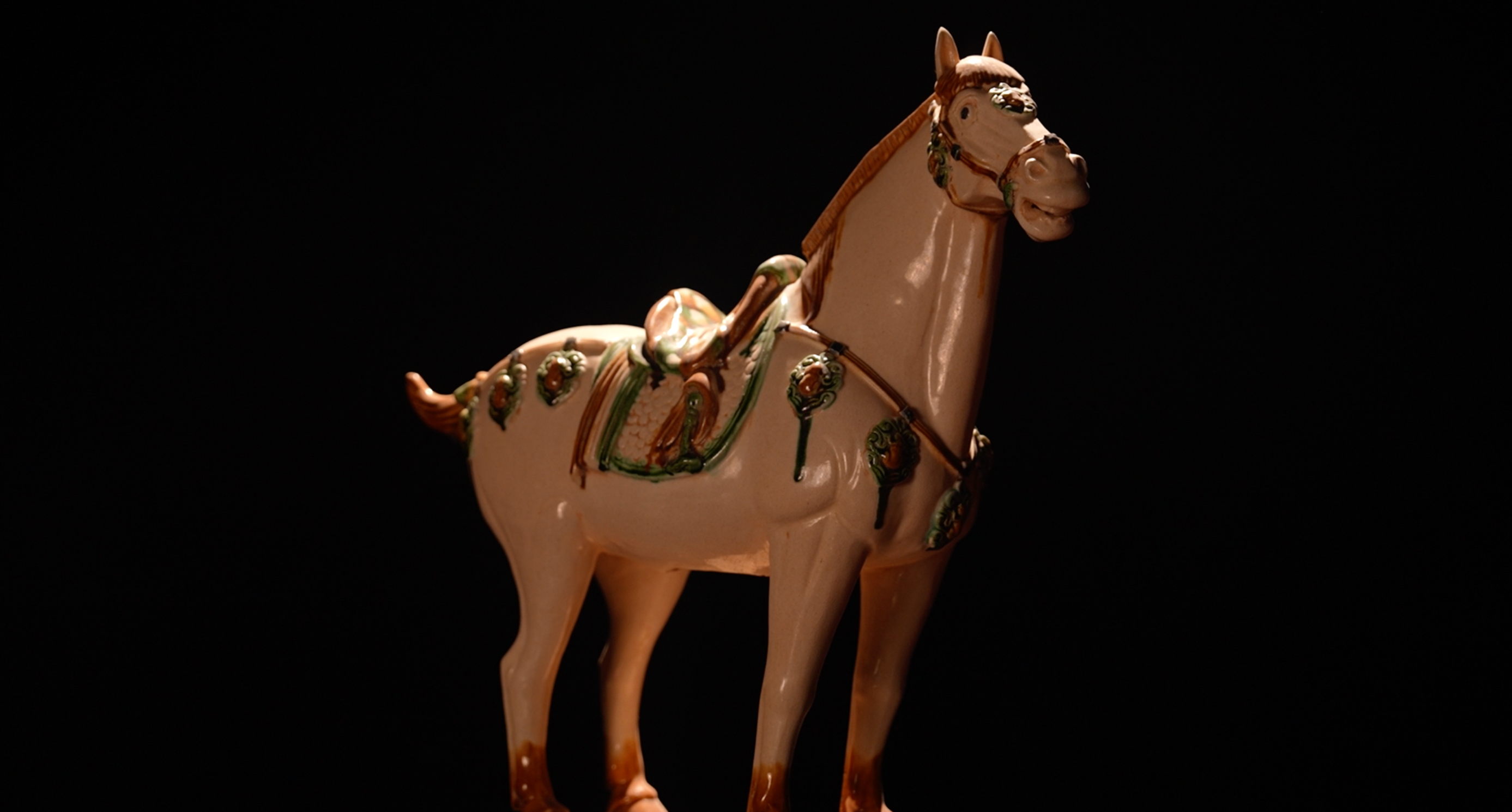 A traditional Tang Sancai horse pottery. /CGTN