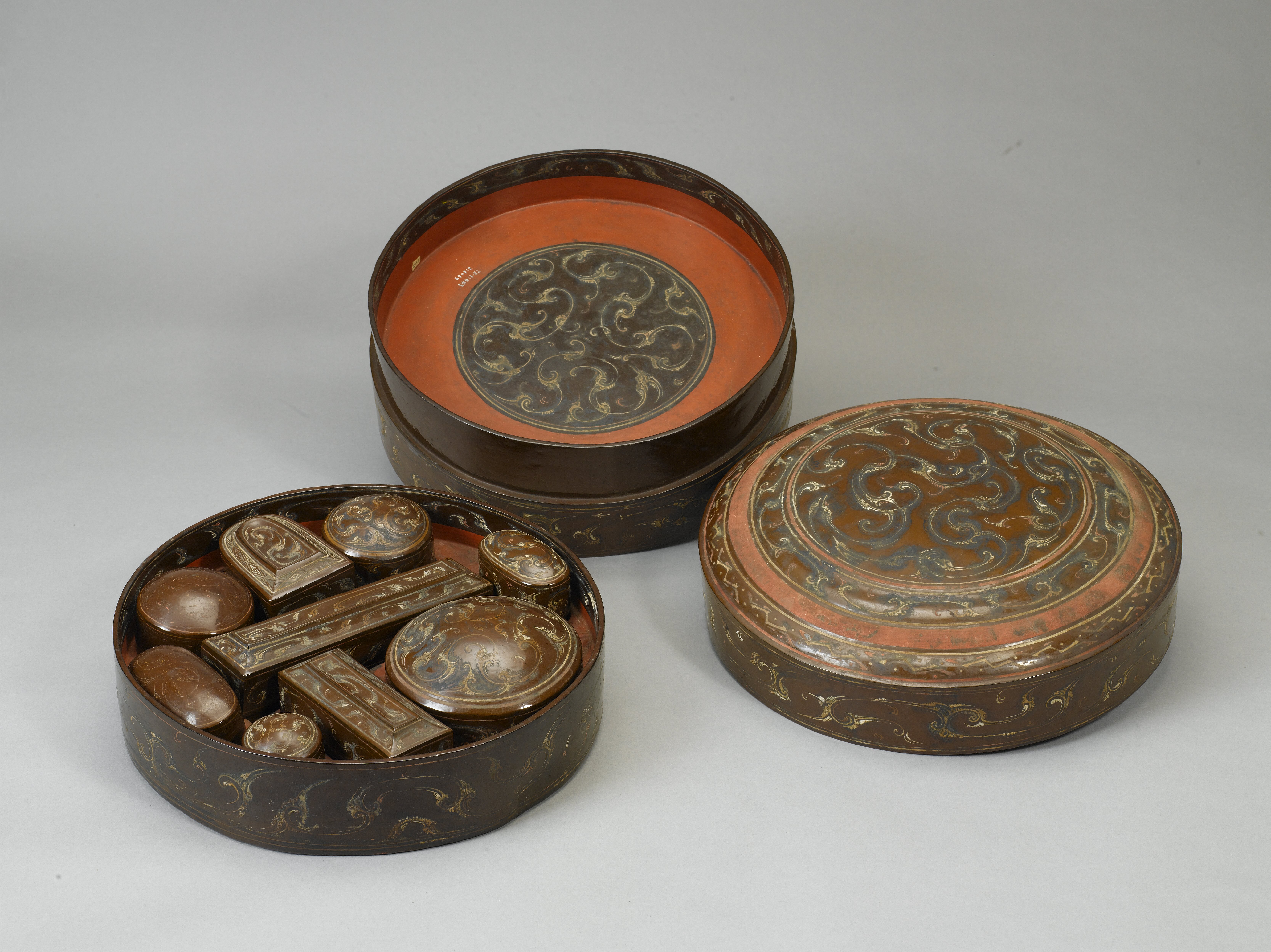 A lady's vanity: A masterpiece of Han lacquer