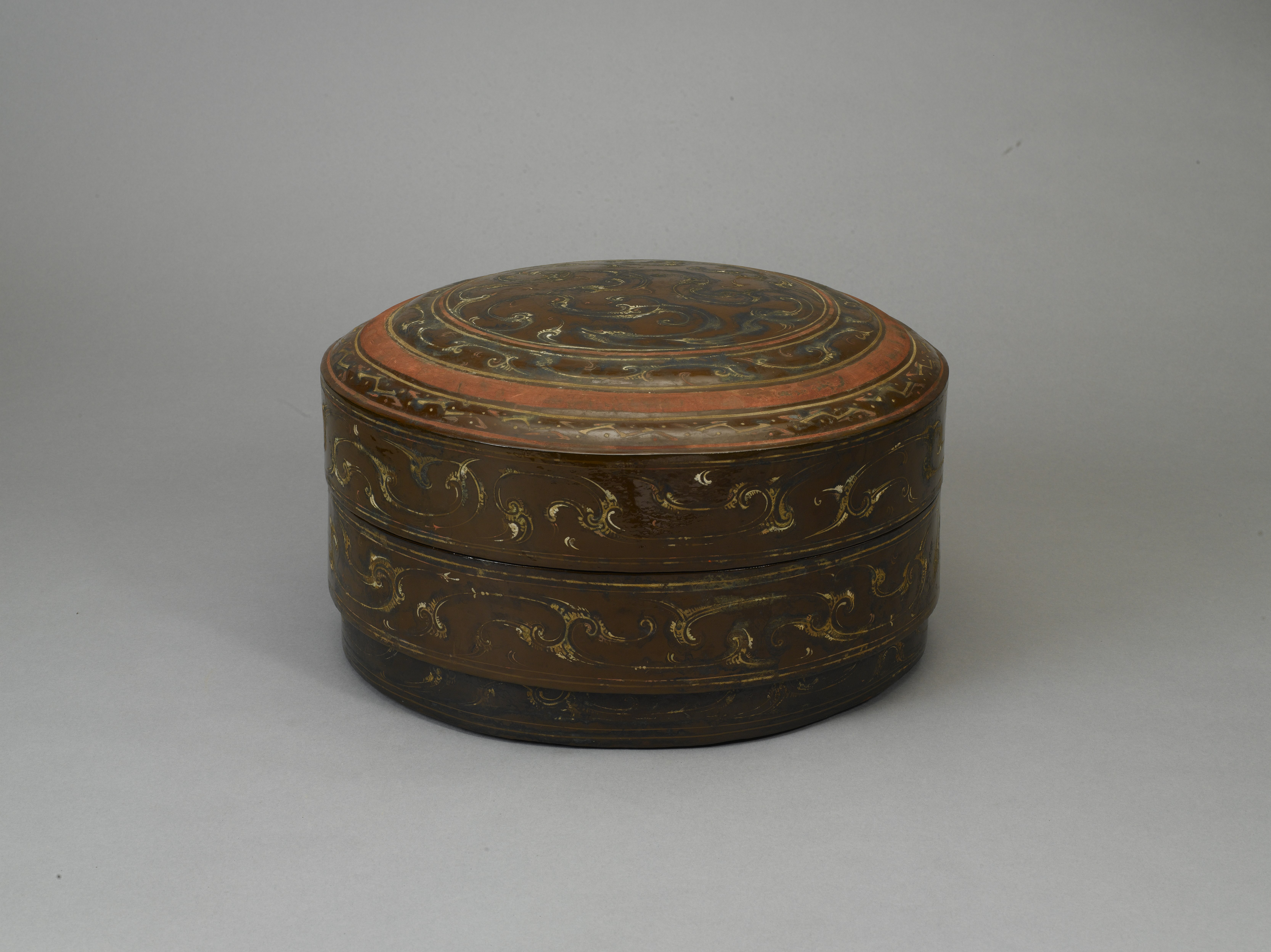 A lady's vanity: A masterpiece of Han lacquer