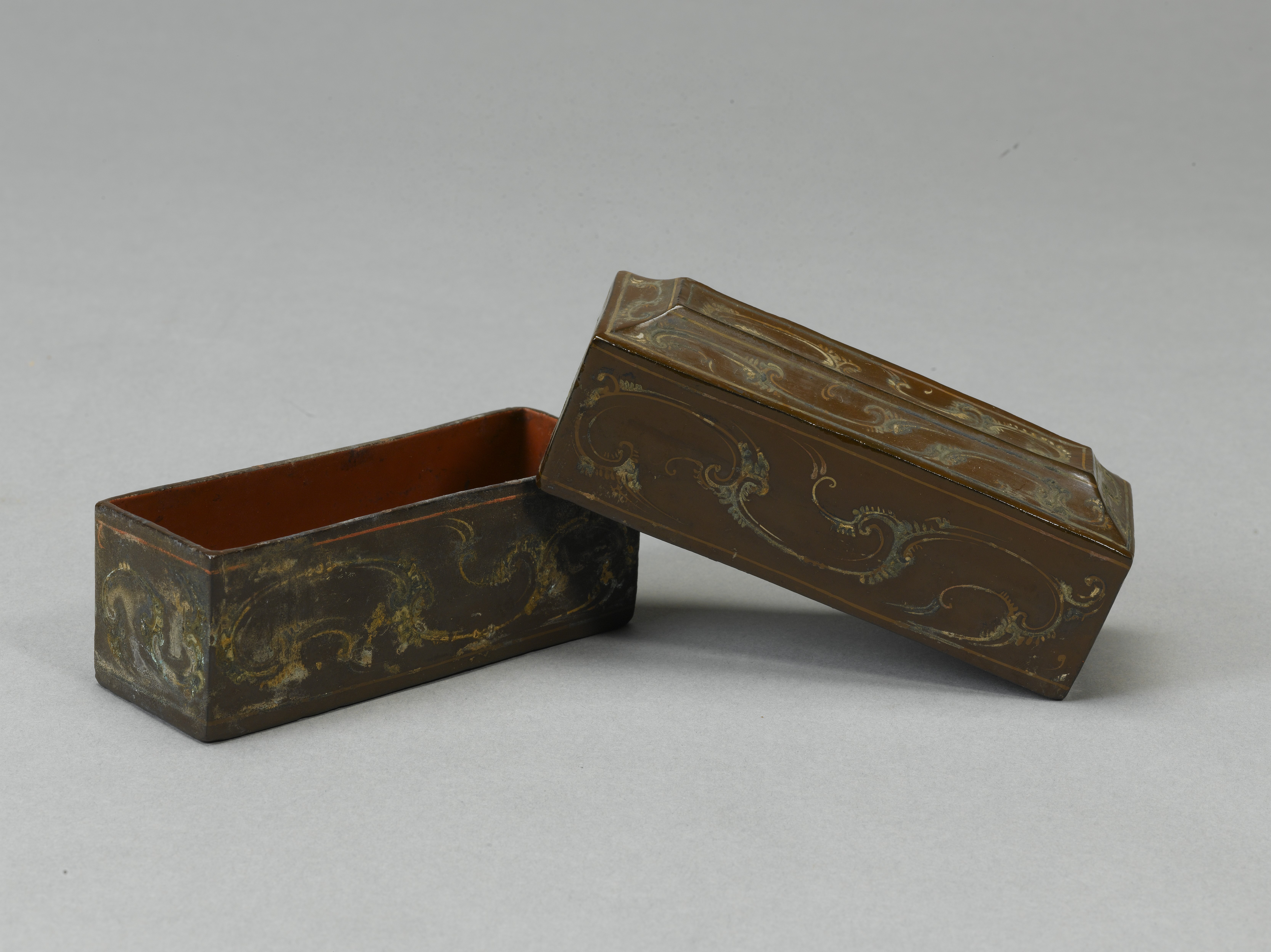 A lady's vanity: A masterpiece of Han lacquer