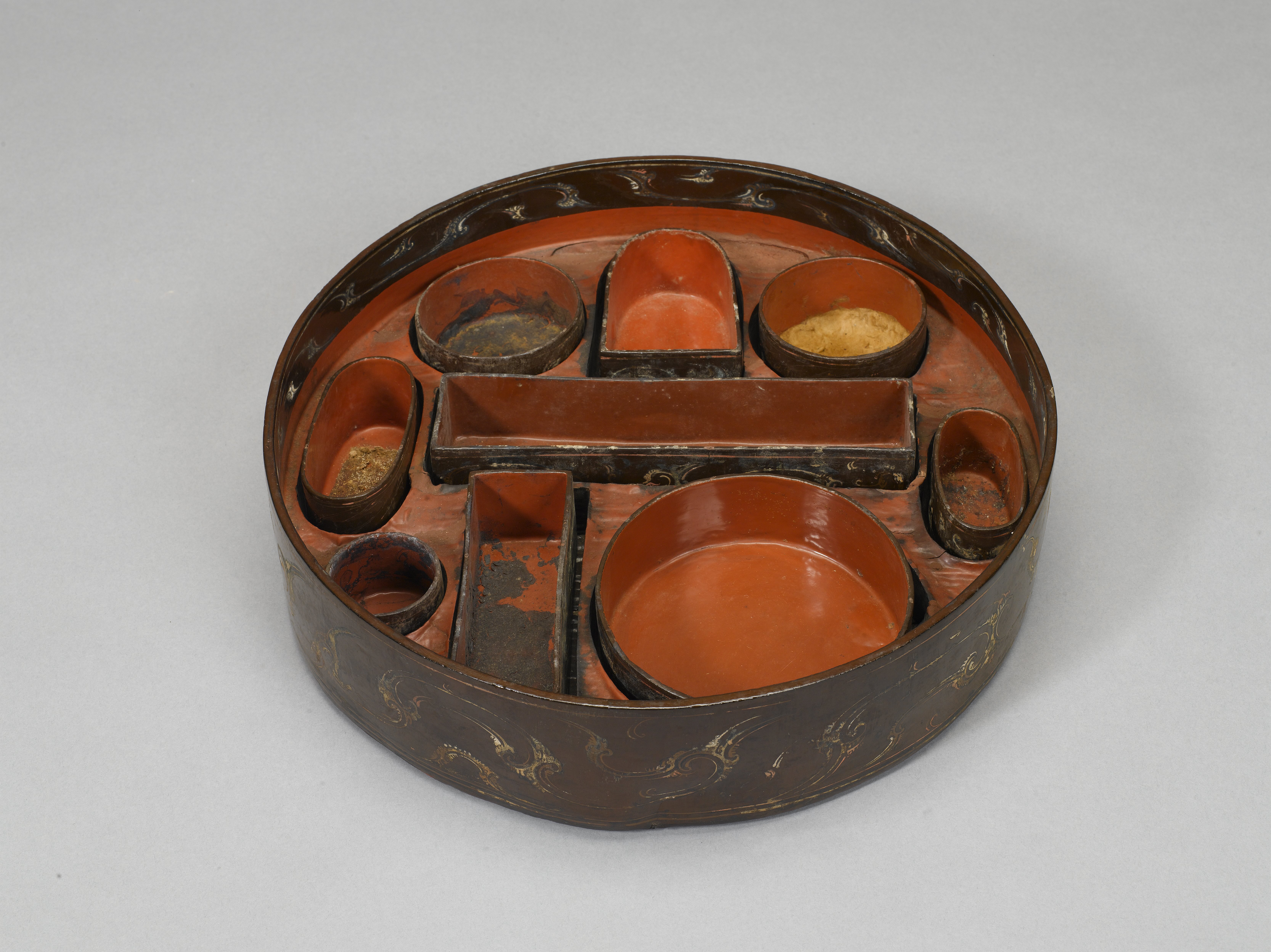 A lady's vanity: A masterpiece of Han lacquer