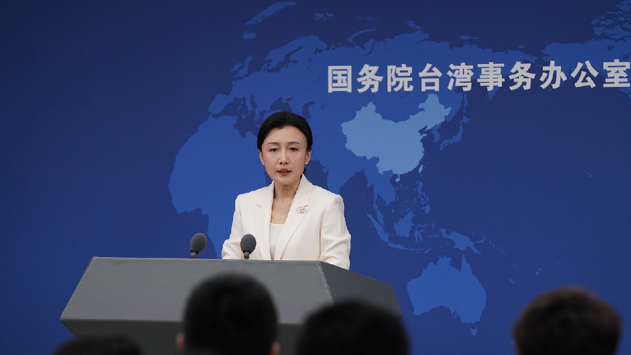 Taiwan authorities criticized for hyping up risks of mainland apps