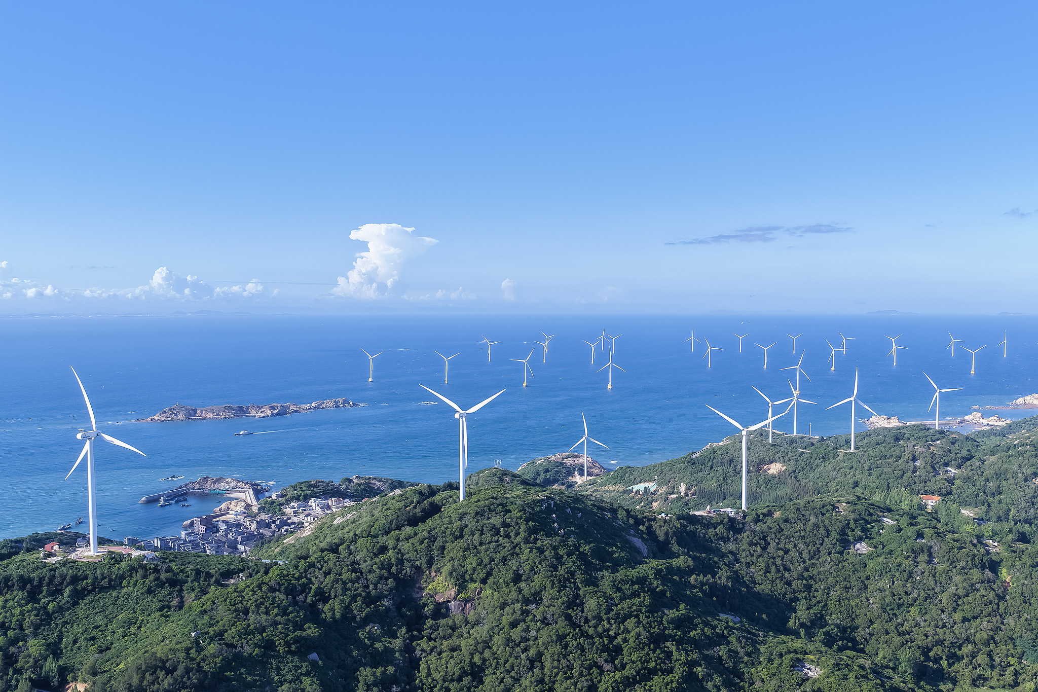 An offshore windfarm in Pingtan, Fujian Province, southeast China, September 17, 2025. /VCG