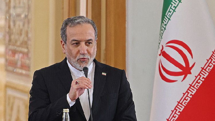 Iran rejects threats, analyst cites U.S. psychological warfare