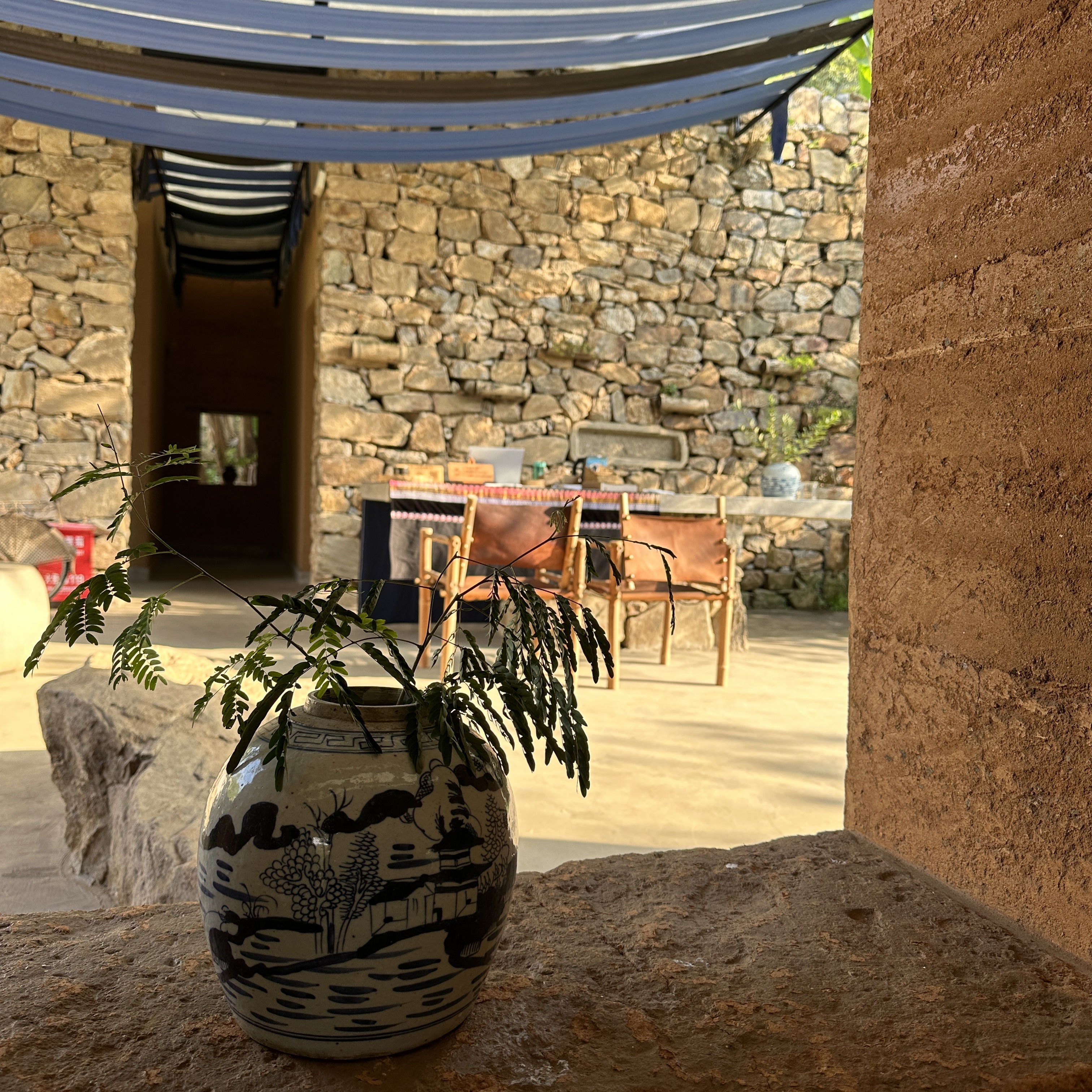 Stay in a tent built upon ancient ruins and overlook the timeless beauty of the Hani Terraces awakening in the morning light. /CGTN