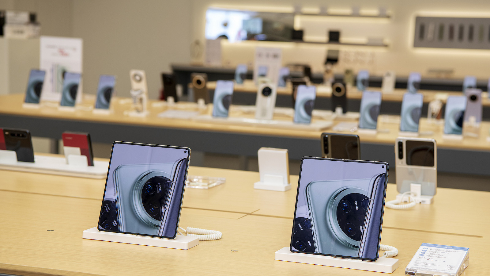 China's electronic information manufacturing grew rapidly in 2025