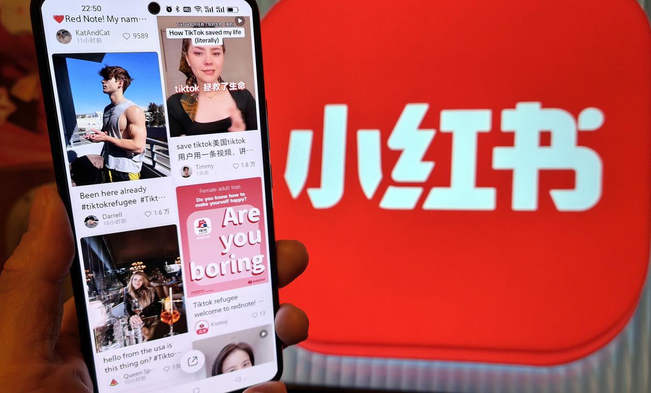 Chinese netizens browsing the Xiaohongshu (RedNote) App encountered a flood of original short videos and photos posted by foreigners, January 15, 2025. /VCG