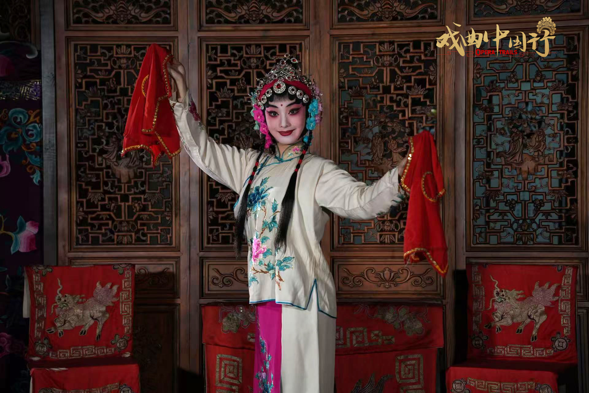 Wu Opera actress Ma Xifei dresses as Yelv Hanyan of 