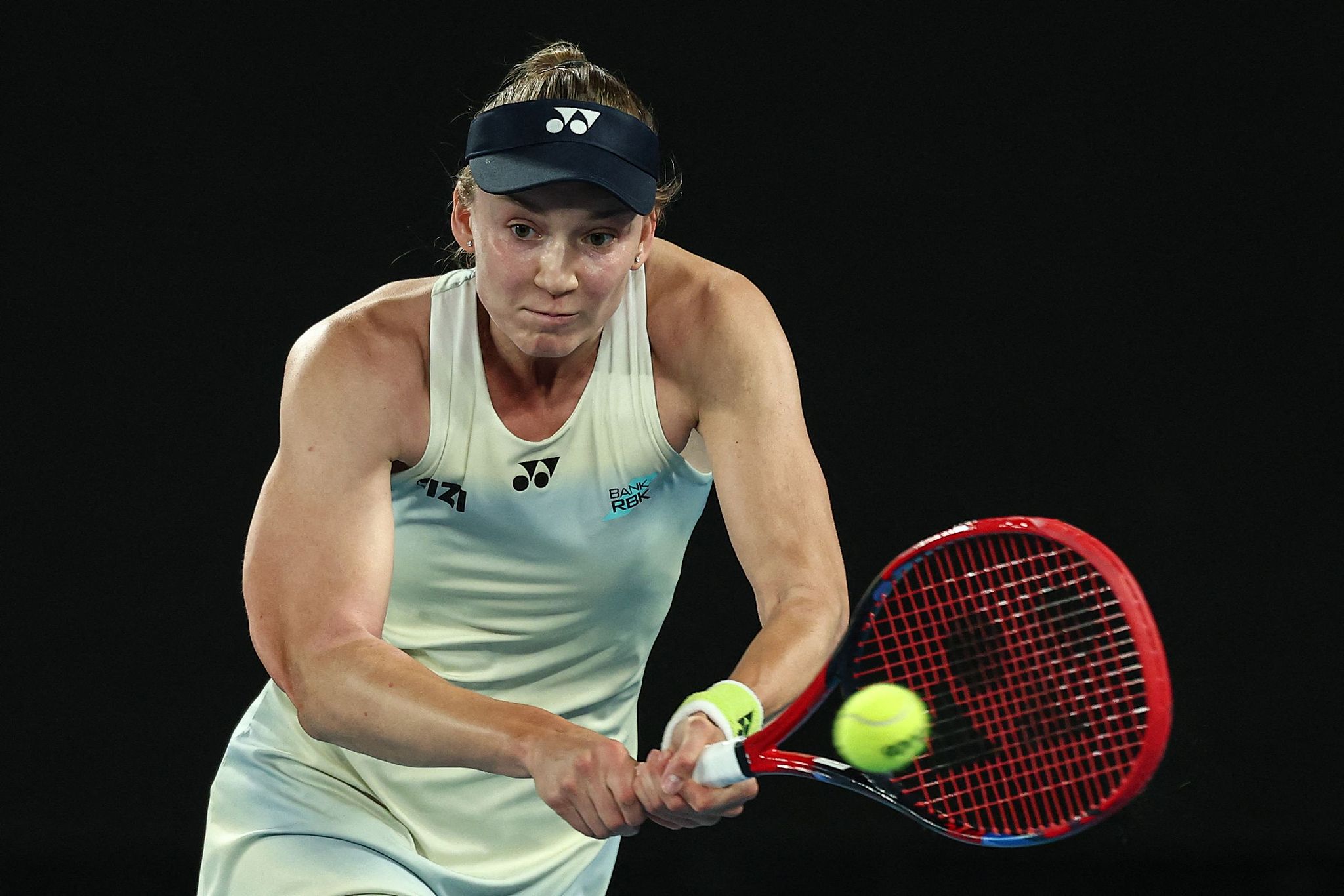 Elena Rybakina of Kazakhstan hits a shot against Aryna Sabalenka of Belarus in the women's singles final at the Australian Open in Melbourne, Australia, January 31, 2026. /VCG