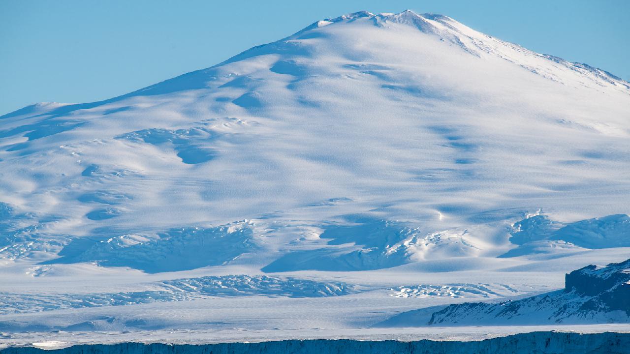 Scientists pioneer first genealogy for volcanoes beneath Antarctic ice