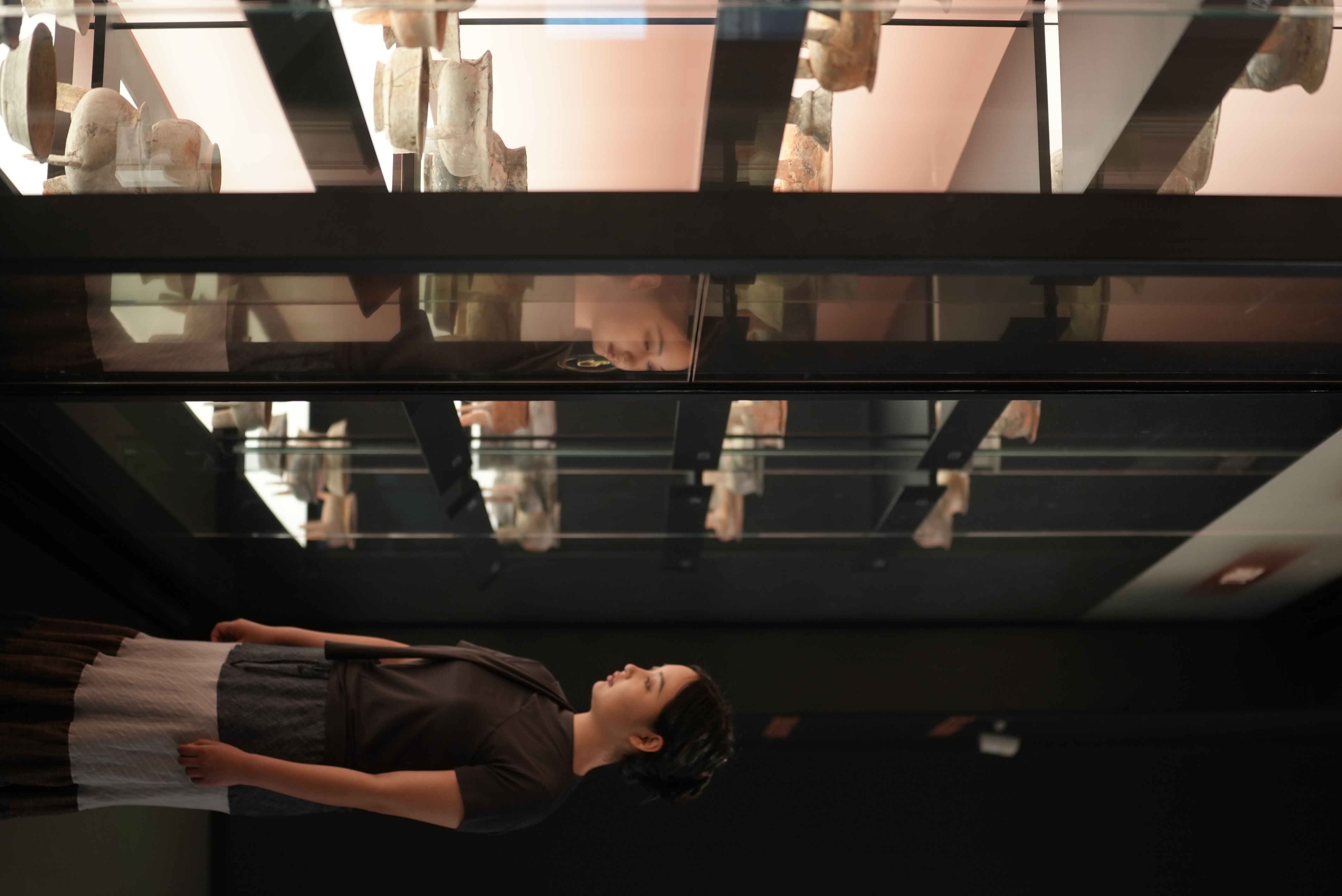 Cutting-edge technology seamlessly integrates with ancient history, using smart displays to guide visitors through the wonders of Yujiashan. /CGTN