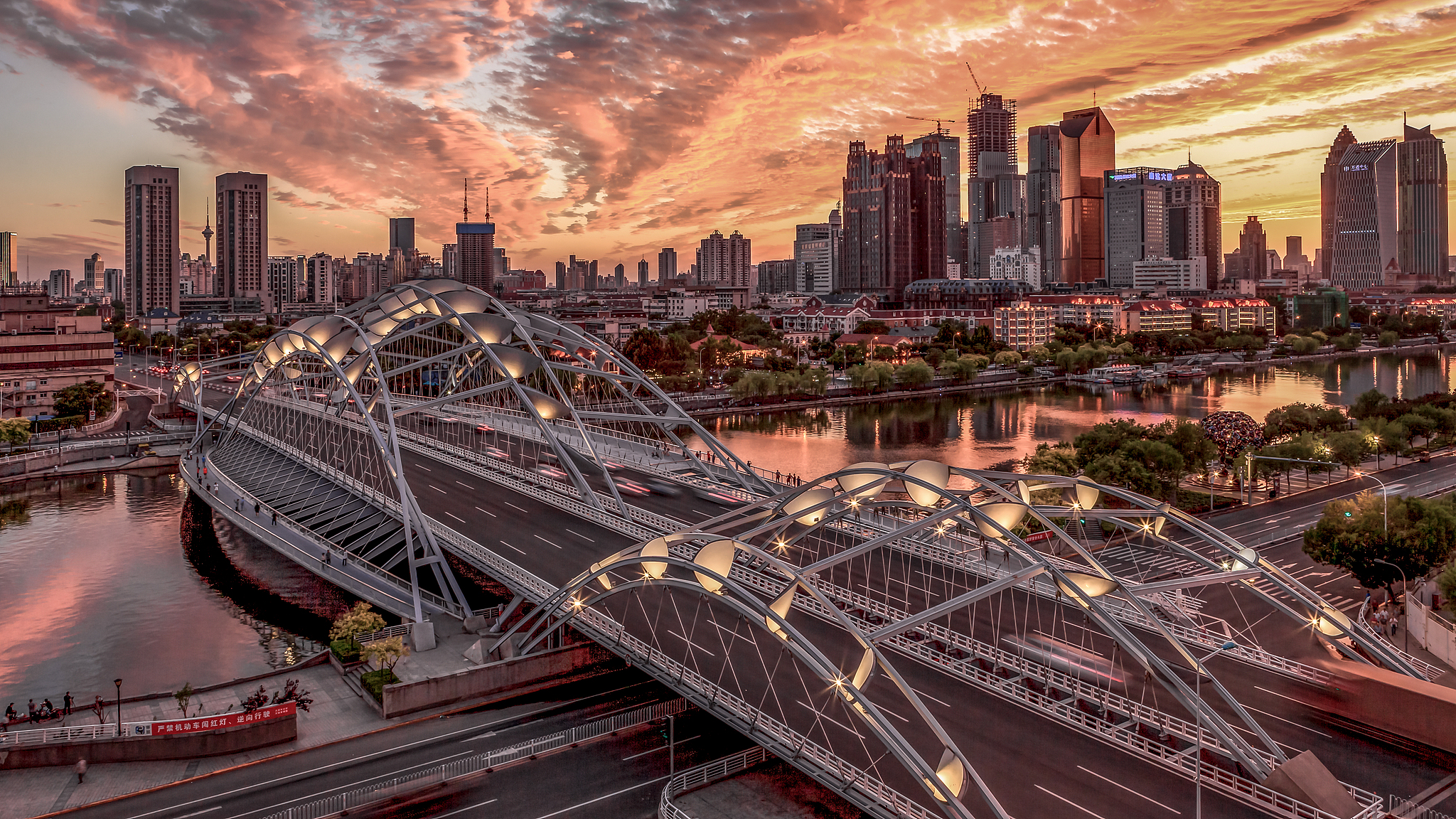 Tianjin renews roads and bridges, putting care into every journey