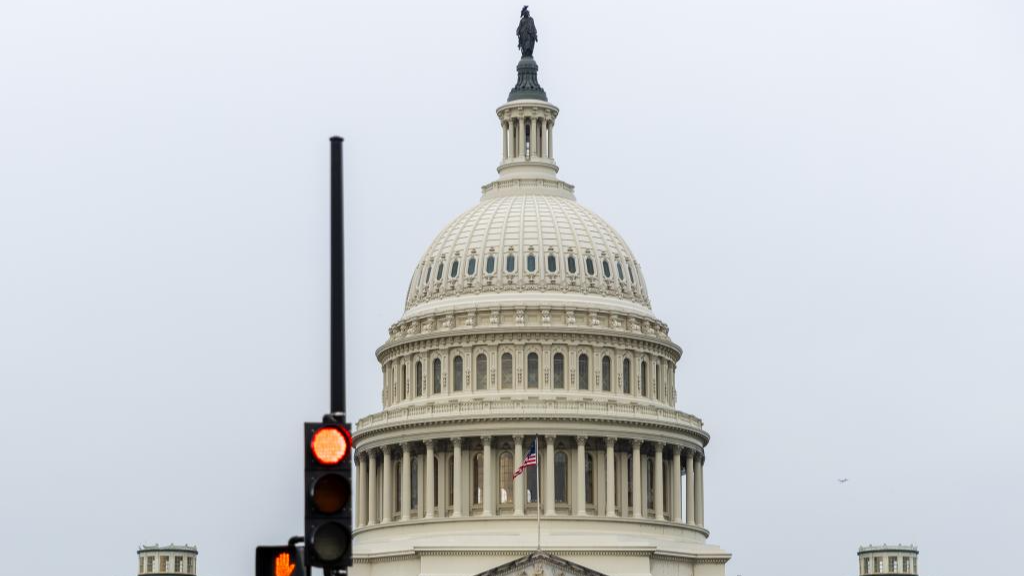 The U.S. Capitol building and traffic lights are seen in Washington D.C., the United States, September 30, 2025. /Xinhua