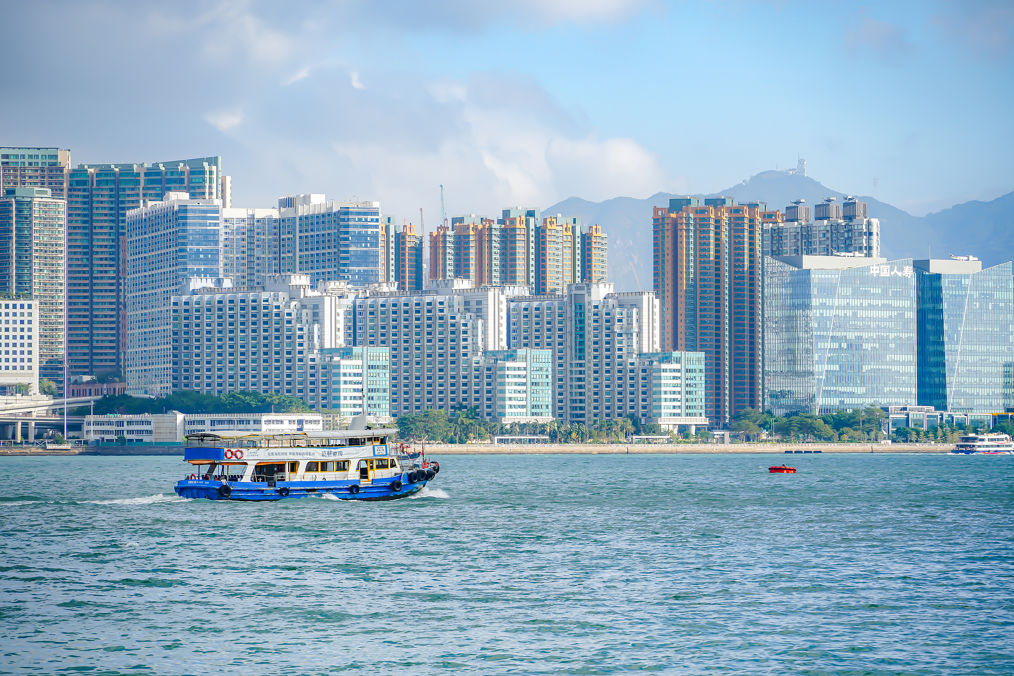 Victoria Harbour in Hong Kong, south China. / CFP