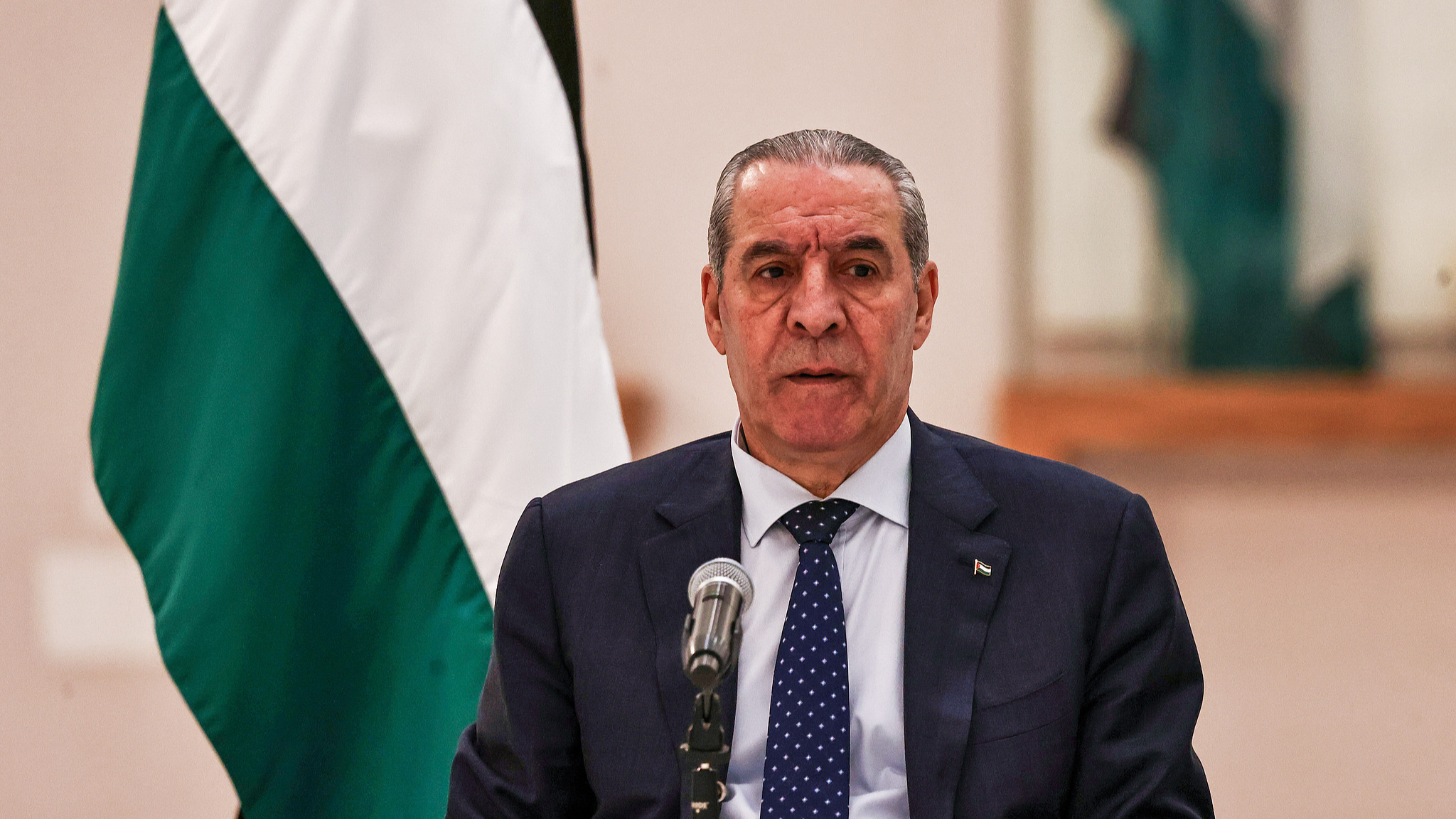 Palestinian VP urges intl pressure on Israel to respect sovereignty