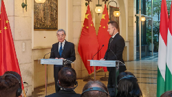 Chinese FM calls for joint efforts to deepen China-Hungary friendship