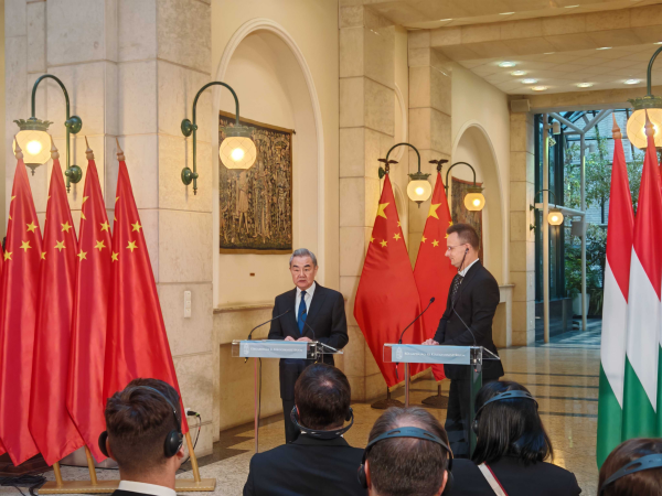 Chinese Foreign Minister Wang Yi (L) and Hungarian Minister of Foreign Affairs and Trade Peter Szijjarto (R) at a meeting with the press following their talks in Budapest, Hungary, February 12, 2026. /Chinese Foreign Ministry 