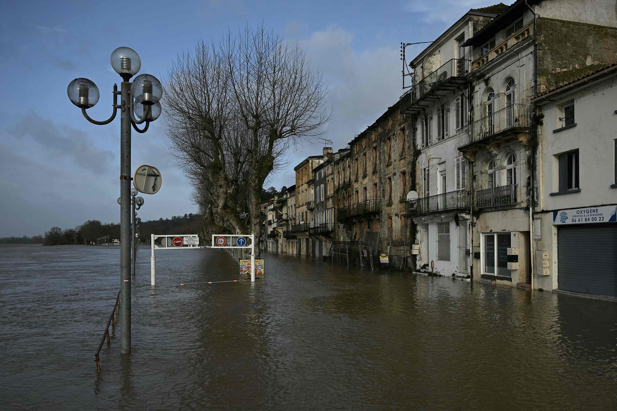 A street flooded with water from the swollen Garonne river in La Reole, southwestern France, February 12, 2026. /VCG