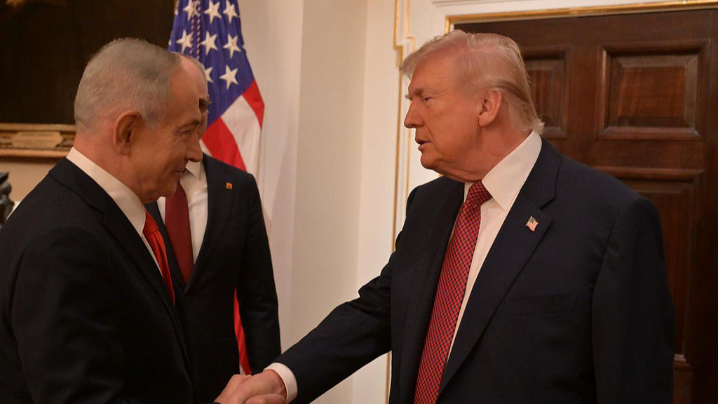 U.S. President Donald Trump (R) meets with Israeli Prime Minister Benjamin Netanyahu (L) at the White House in Washington, D.C., U.S., February 11, 2026. /VCG
