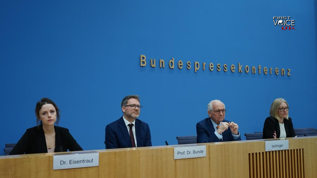 Munich Security Conference Chairman Wolfgang Ischinger (2nd R) participates in the launch event of the Munich Security Report 2026 in Berlin, Germany, February 9, 2026. /Xinhua
