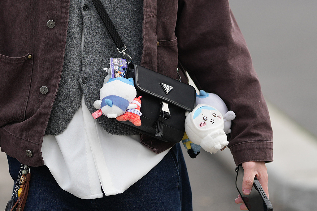 Plush toys have become a fashion statement and a staple for many adults. /VCG