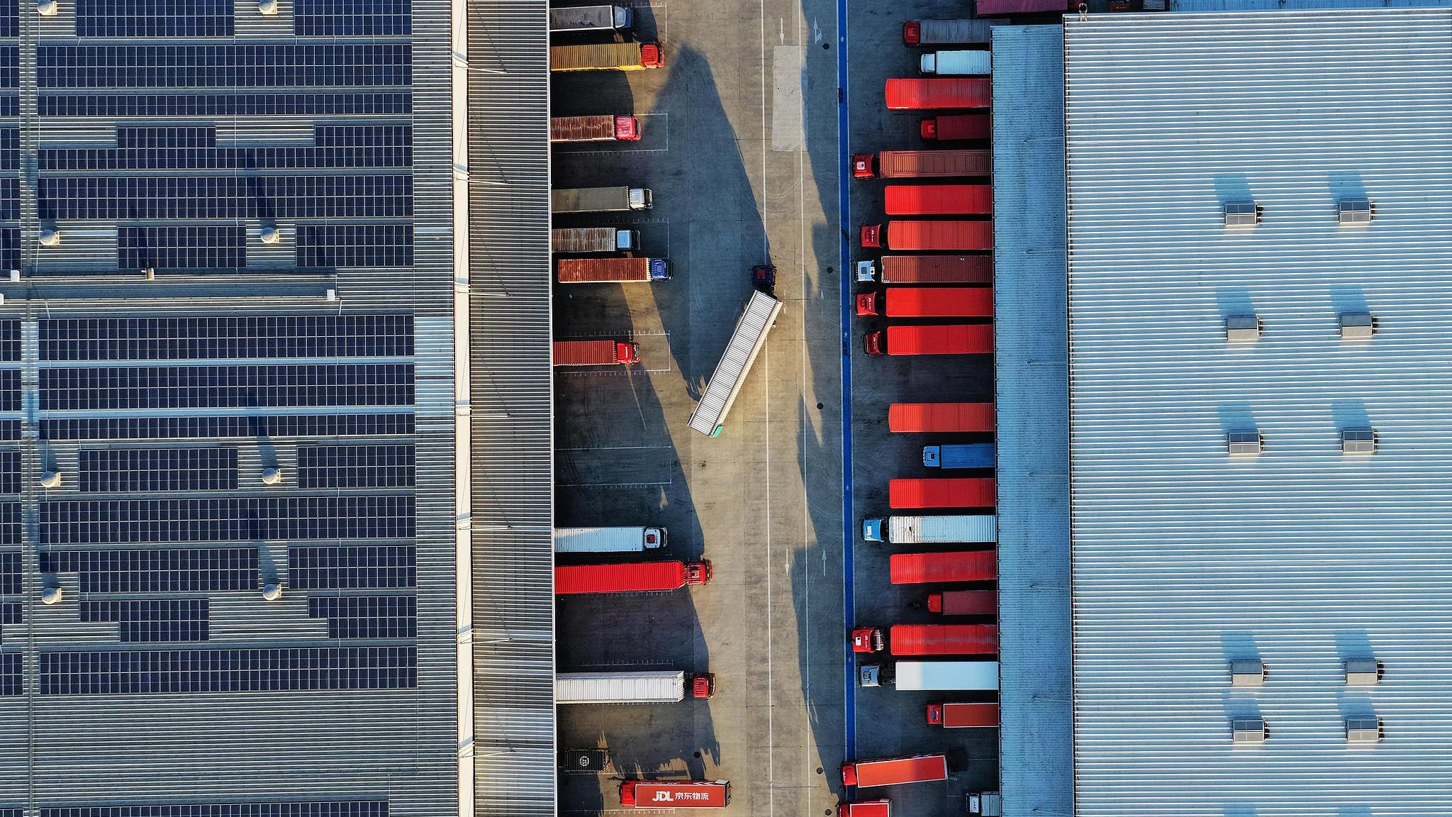 A bird's-eye view of a JD.com logistics center in Hefei city, east China's Anhui Province, October 23, 2025. /VCG