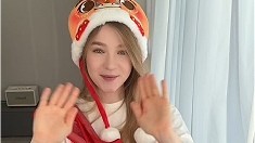 What is in the CGTN New Year gift box?