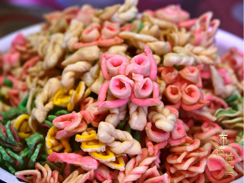 Colorful varieties of kasai. /CGTN