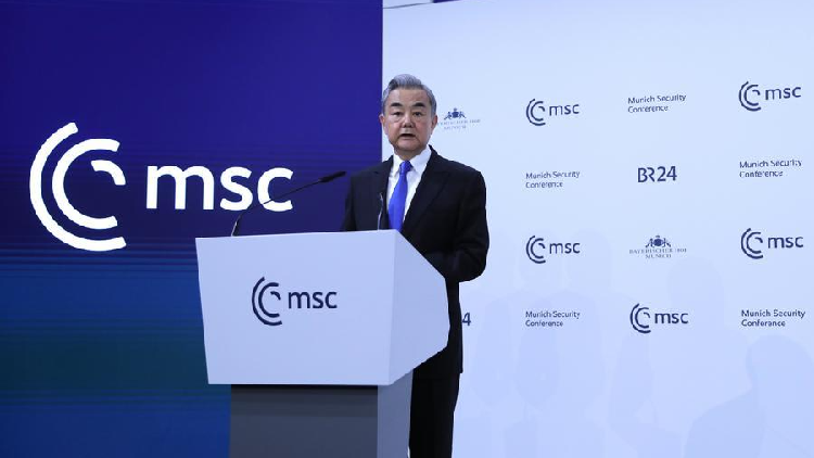 China as a constructive force against destructive politics in world