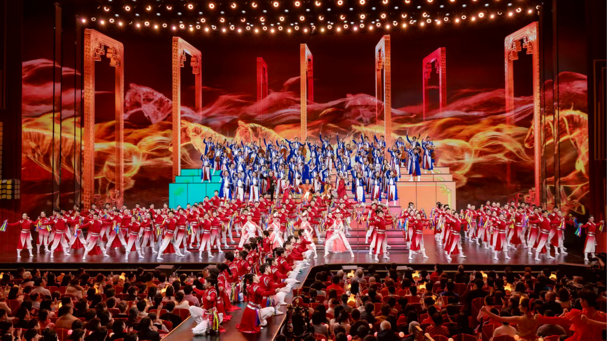 On February 14, China Media Group (CMG) completed the fifth and final dress rehearsal for the 2026 Spring Festival Gala. /CMG