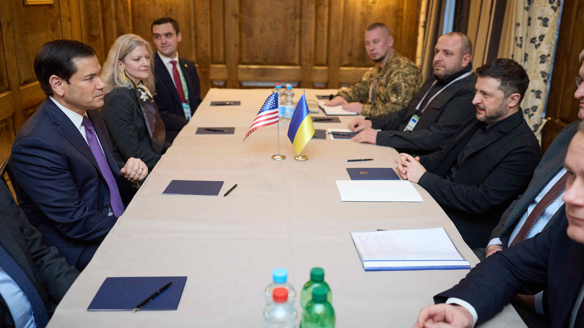 This handout photograph, taken and released on February 14, 2026, by the Ukrainian Presidential Press Service, shows Ukraine's President Volodymyr Zelenskyy (3rd R) meeting with U.S. Secretary of State Marco Rubio (L) on the sidelines of the 62nd Munich Security Conference (MSC) in Munich, Germany. /VCG