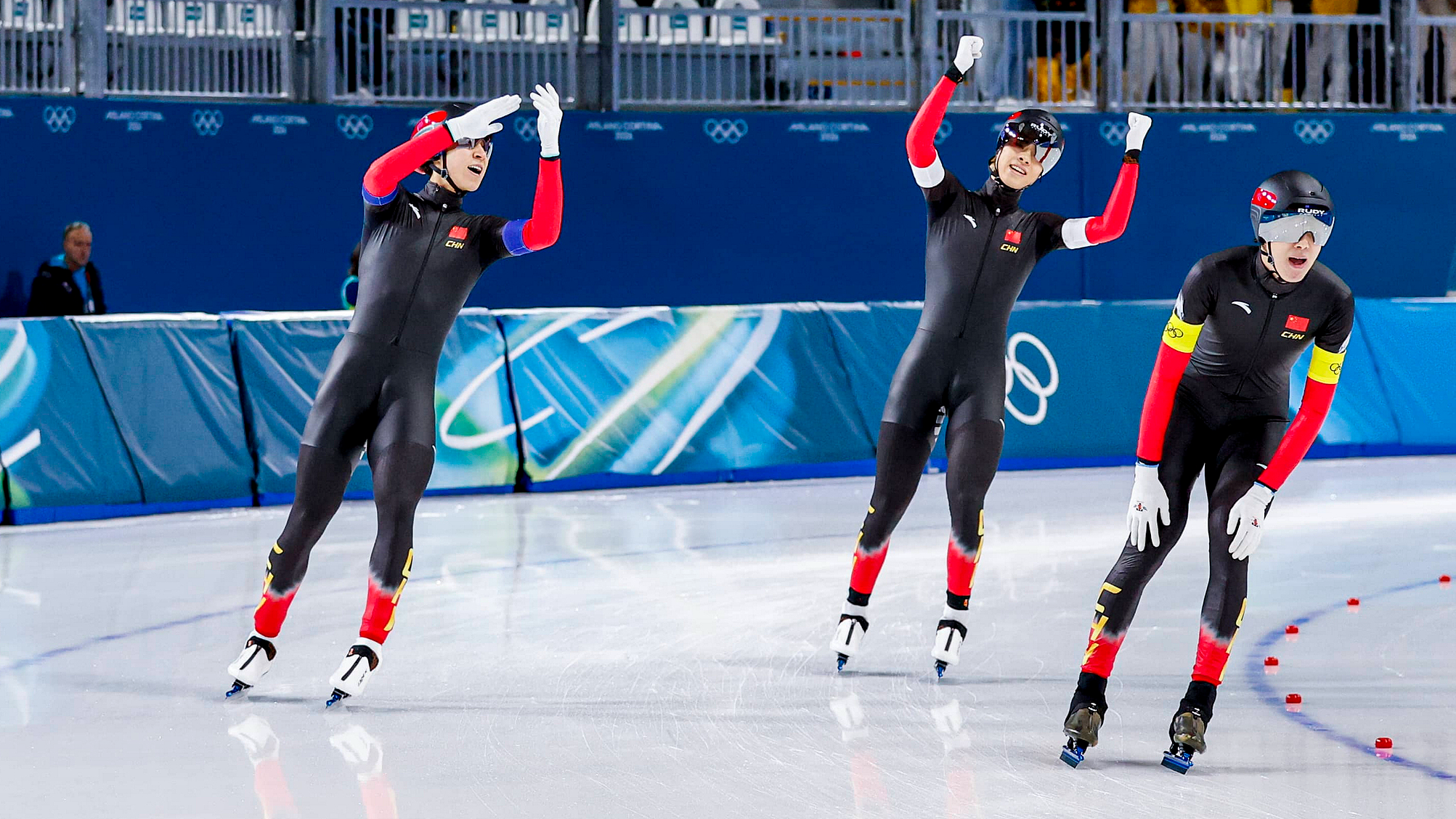 China break new ground in team pursuit speed skating at Milano Cortina